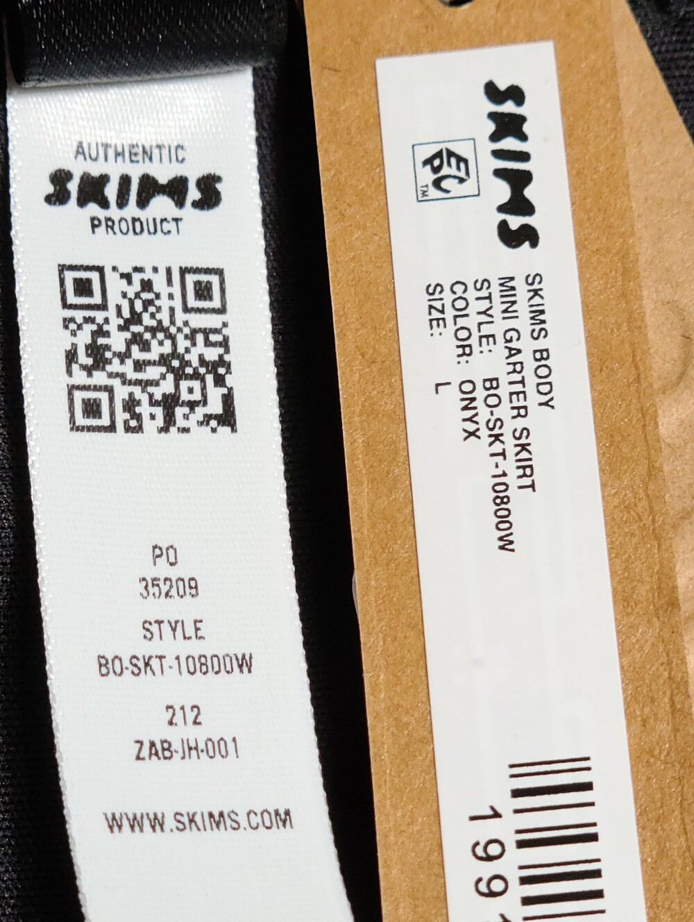 SKIMS Body Mini Garter Skirt Black Onyx Women Large NEW - Picture 6 of 7